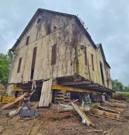 article image - Barn Raising 1